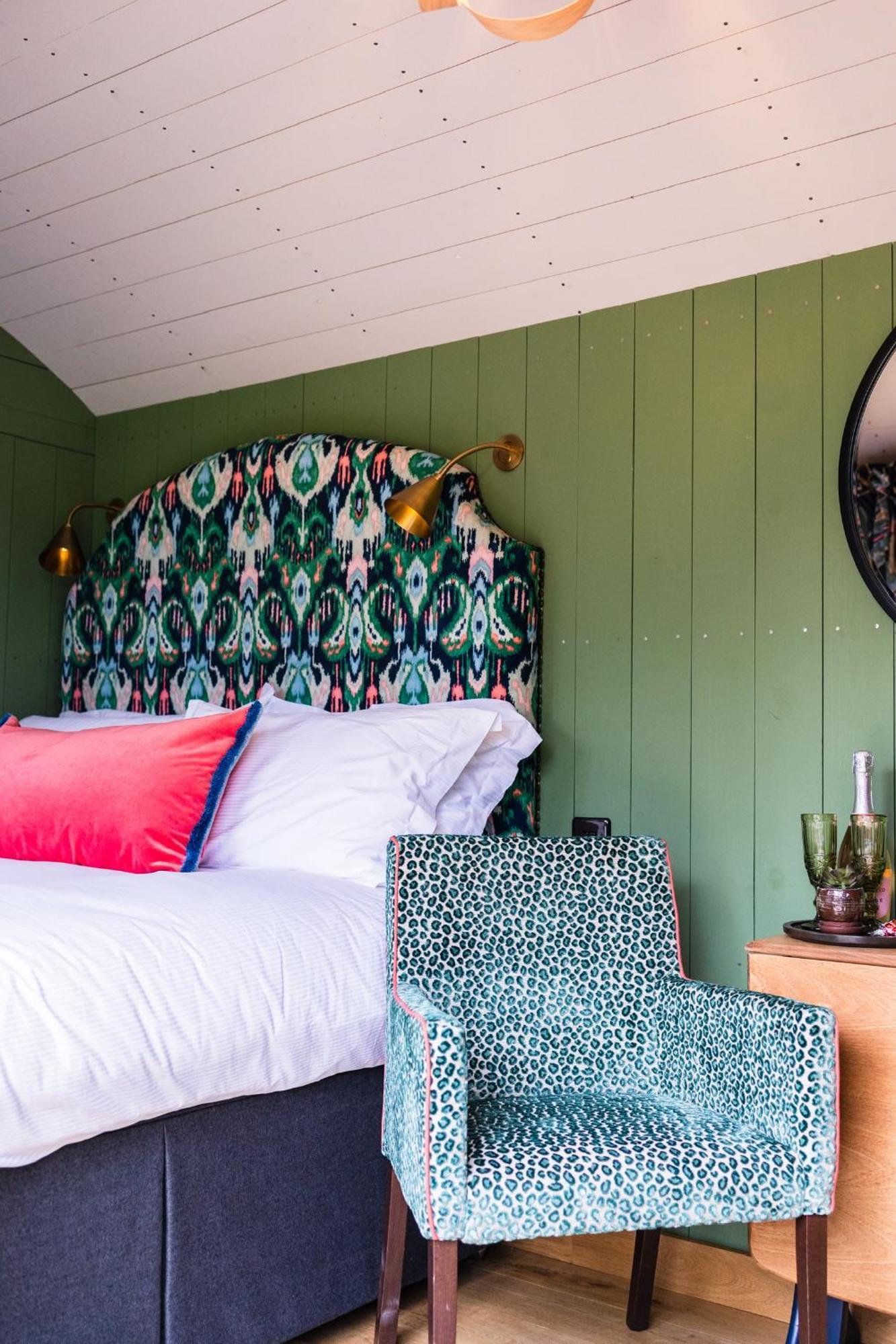 Toadland Shepherd Huts 더럼 외부 사진