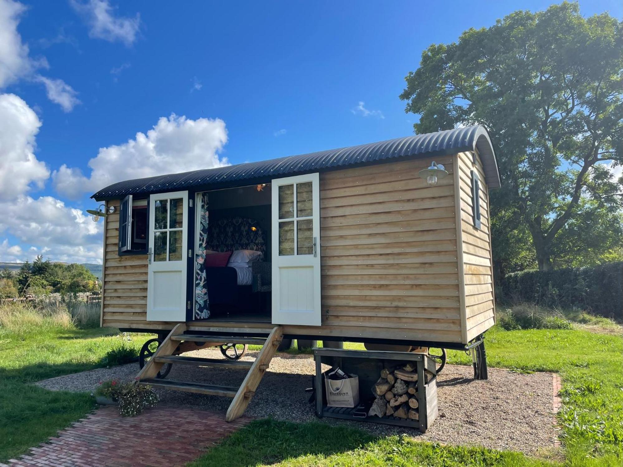 Toadland Shepherd Huts 더럼 외부 사진