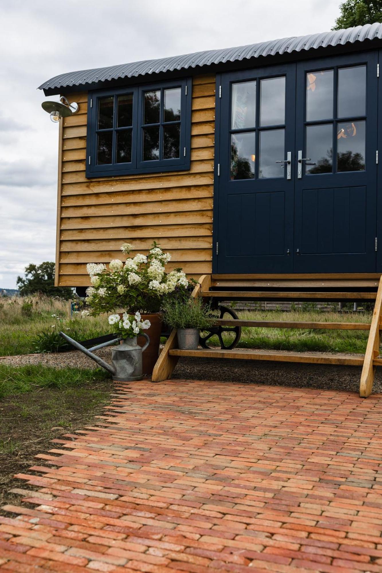 Toadland Shepherd Huts 더럼 외부 사진